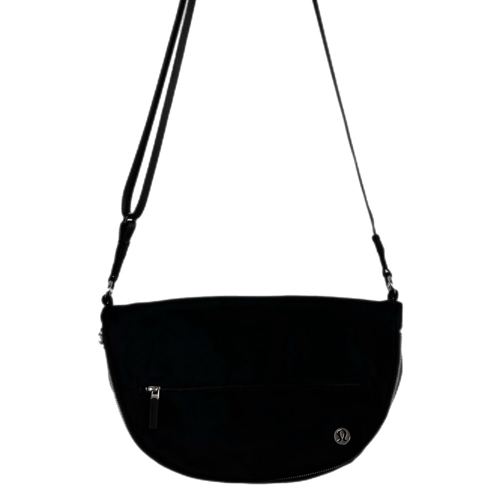 New Lululemon Festival Crossbody; black with silver metal detail and hardware